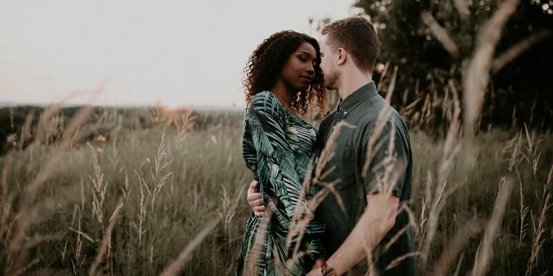 Consejos para solteros interraciales